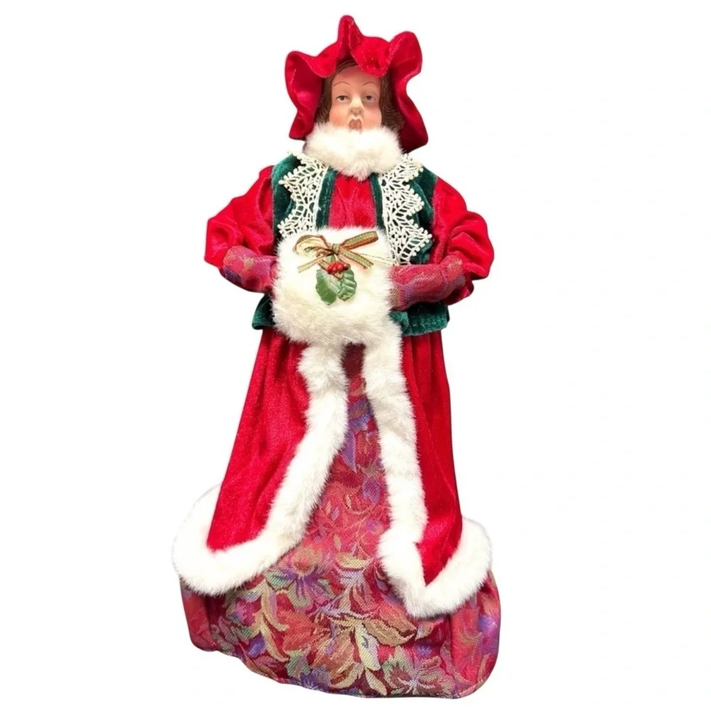 RARE Vintage Festive Holiday Caroler Figurines Man & Woman in Red/Green EUC